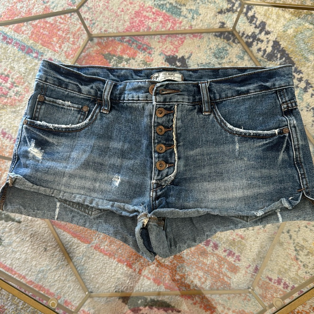 Free People denim shorts. Size 27